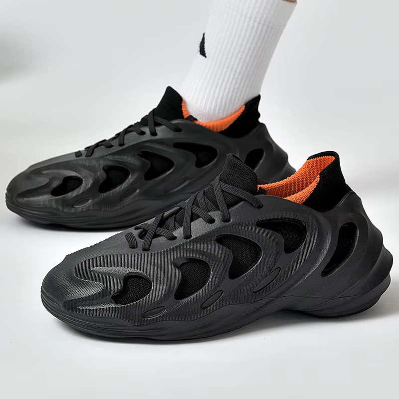 Nouvelles chaussures pour hommes : Mocassins décontractés et tendance à découpes pour le printemps