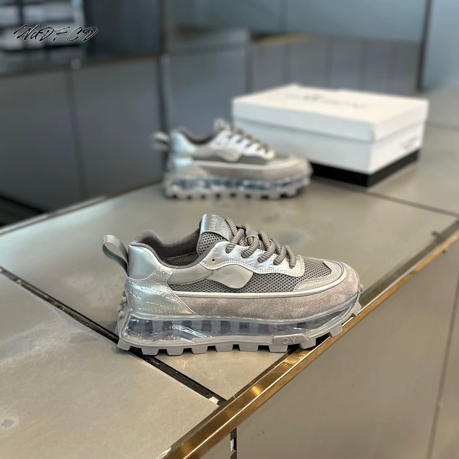 Grosse Sneaker hommes concepteur coussin d'air chaussure de Sport mode tissu en cuir décontracté respirant hauteur augmentée plate-forme conseil chaussures