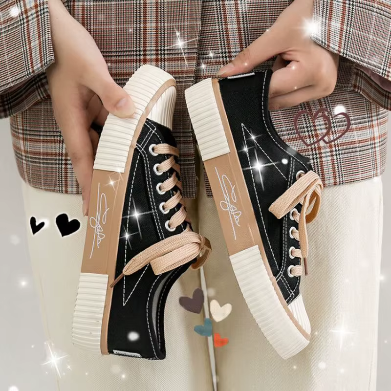 Chaussures en toile violettes pour femmes