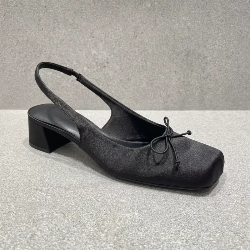 Escarpins slingback élégants en satin avec nœud