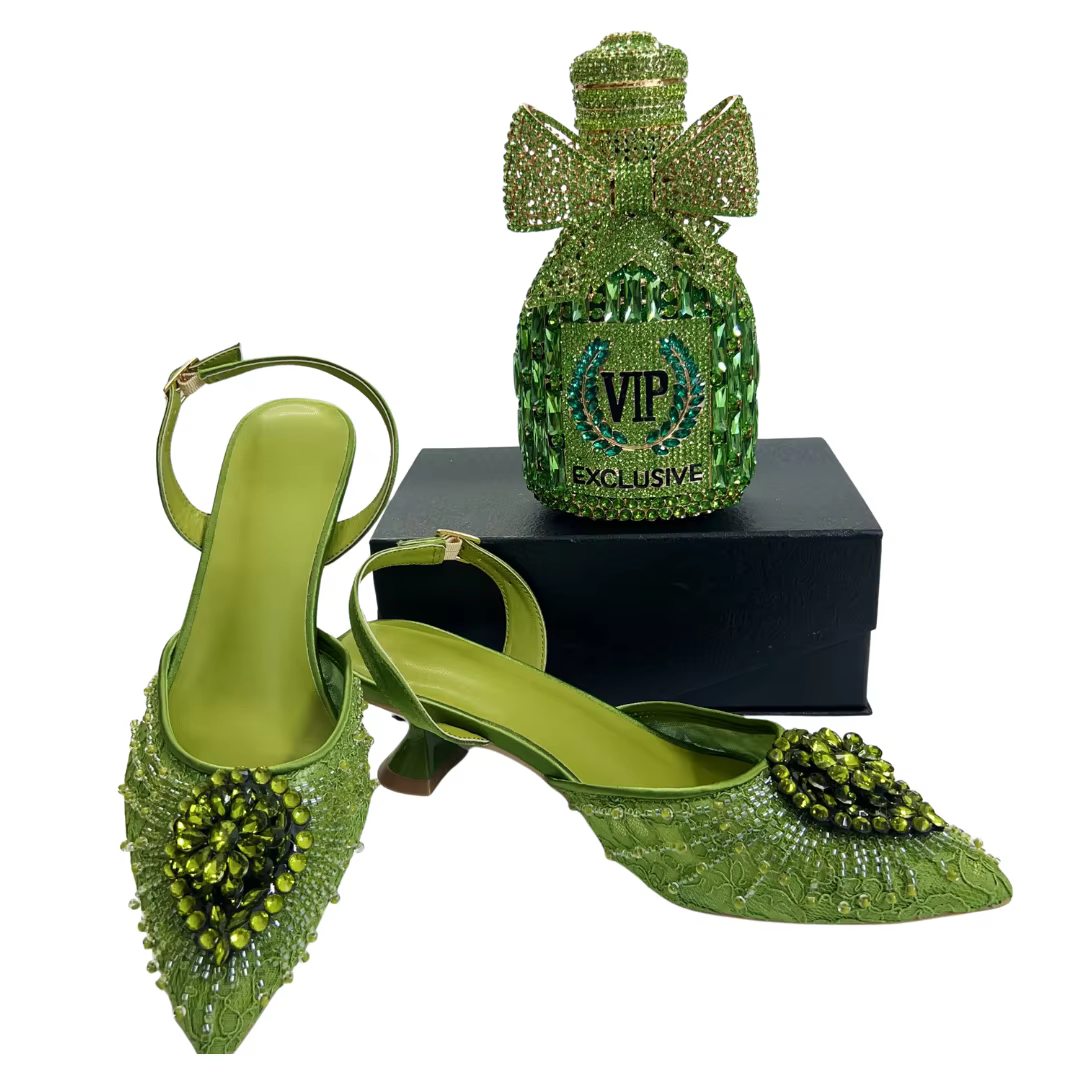 Chaussures de soirée de créateur italien avec pochette assortie pour mariages africains et occasions nuptiales
