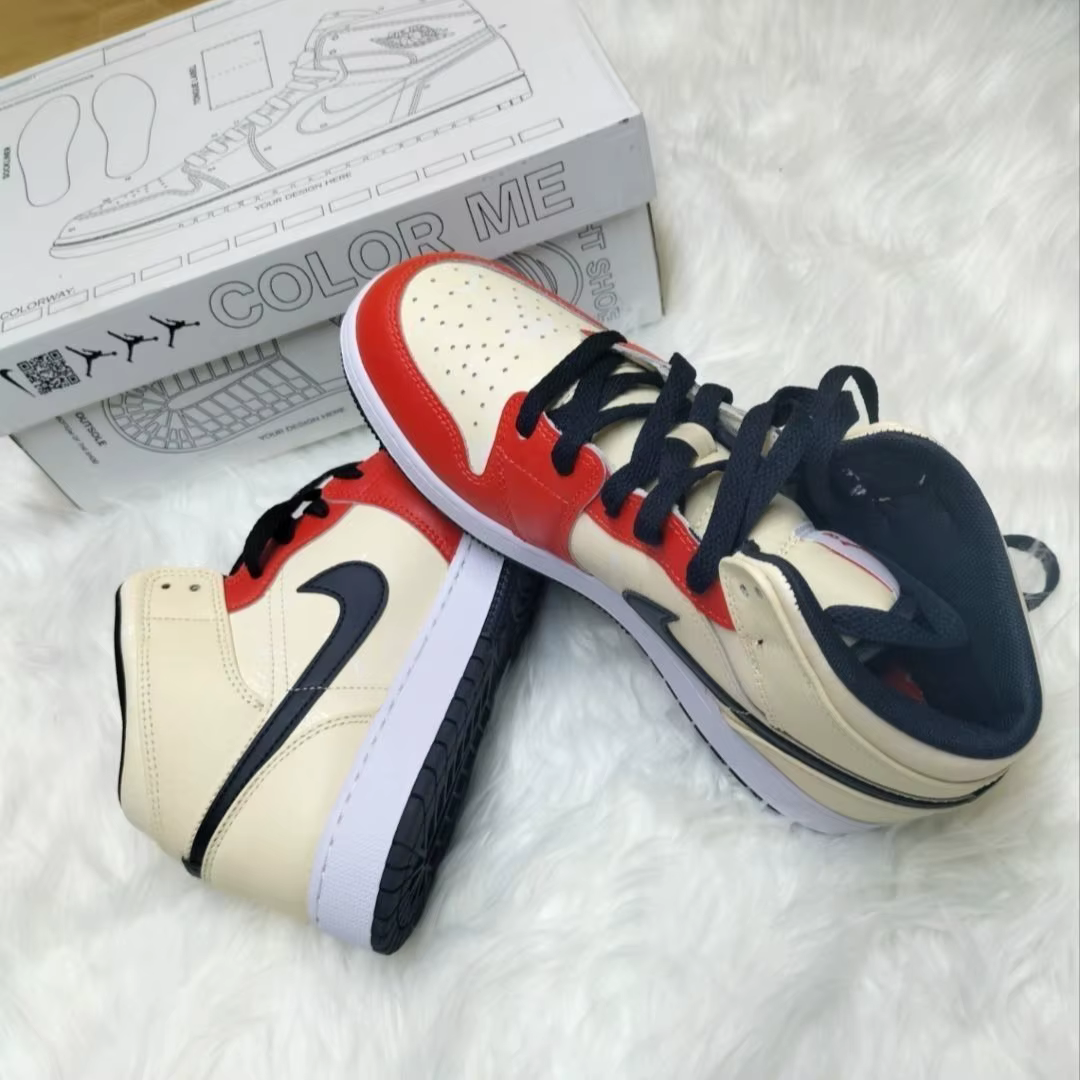 Nike Air Jordan 1 Mid DV7012-100 Chaussures de basket-ball décontractées pour hommes et femmes Beige Rouge Noir Retro