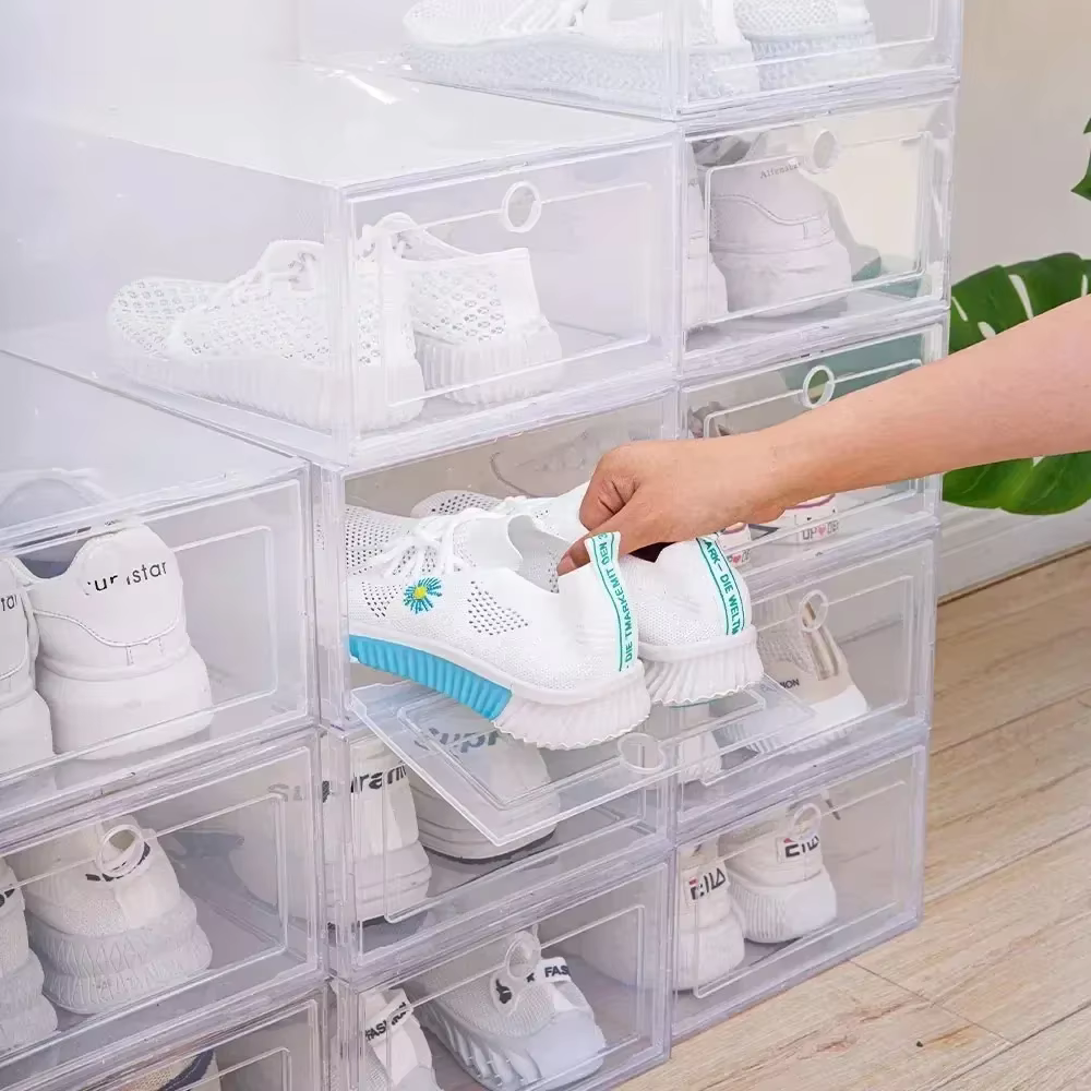 Boîtes à chaussures transparentes empilables