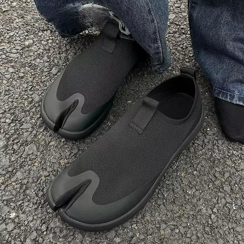 Tabi chaussures pour hommes et femmes respirant pour l'automne 2025 Mules en tricot pour couples à semelles souples pantoufles décontractées à bout fendu à la mode 36-45