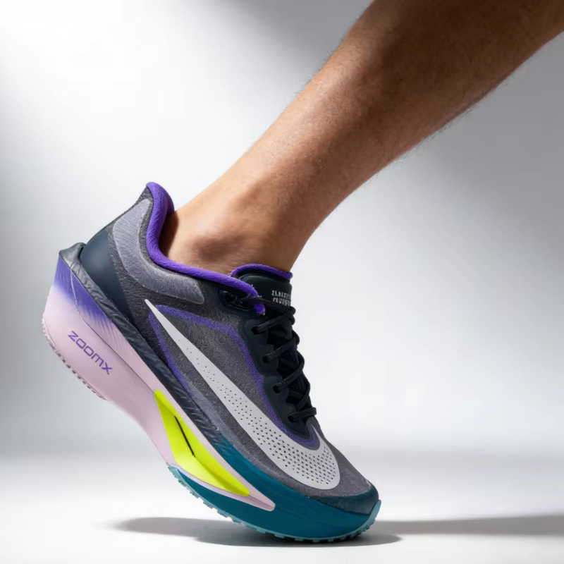 Nike Zoom Fly 6 Chaussures de course sur route pour hommes – Baskets légères et respirantes avec amorti en mousse ZoomX FN8454-402/800/004/403