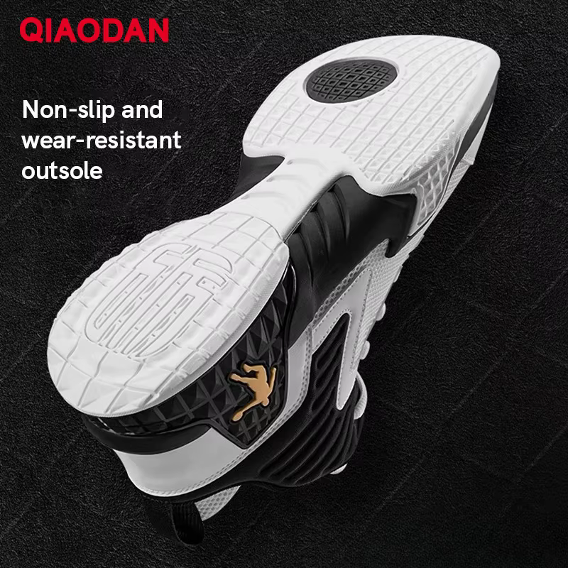 QIAODAN MOLI 1.0 chaussures de basket-ball pour hommes 2025 maille anti-dérapant absorbant les chocs vêtements respirants résistant baskets QXA013251111R