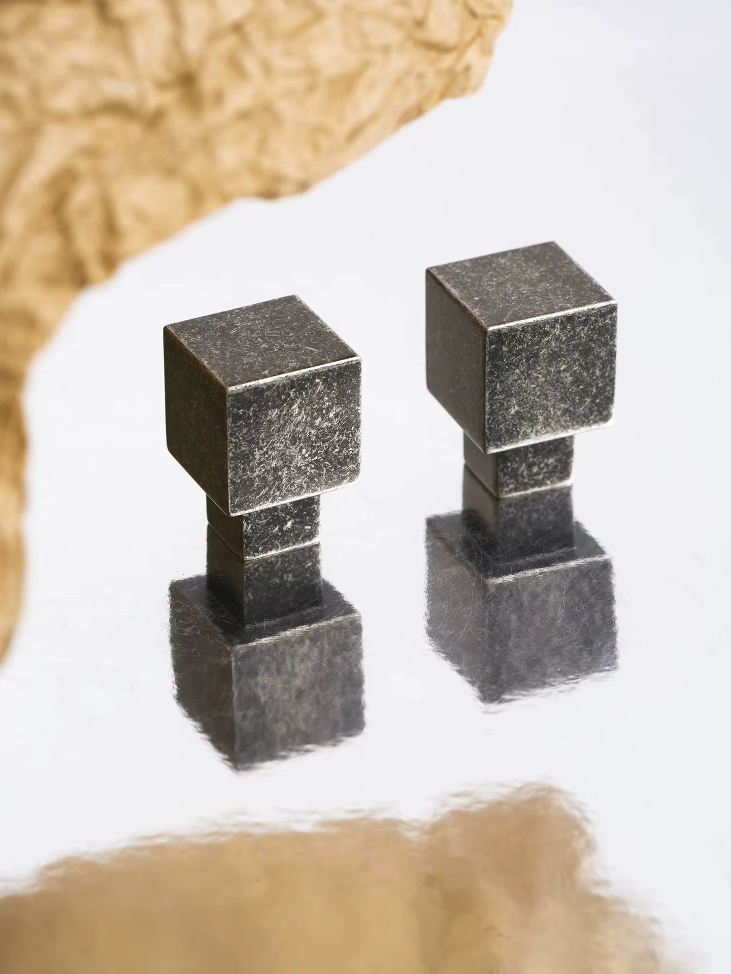 Poignées de tiroir et boutons de meuble style industriel rétro, à trou unique, pour porte de placard de chambre, en laiton massif, forme cube, noir, gris, petits