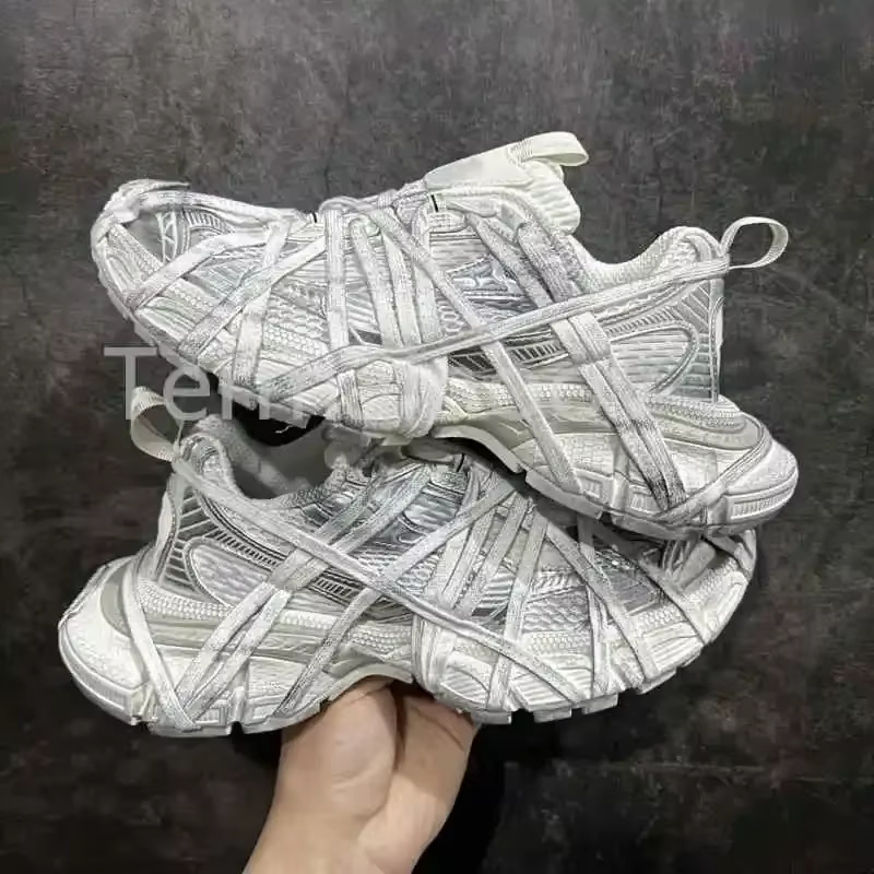 Zapatillas nuevas designer lujo