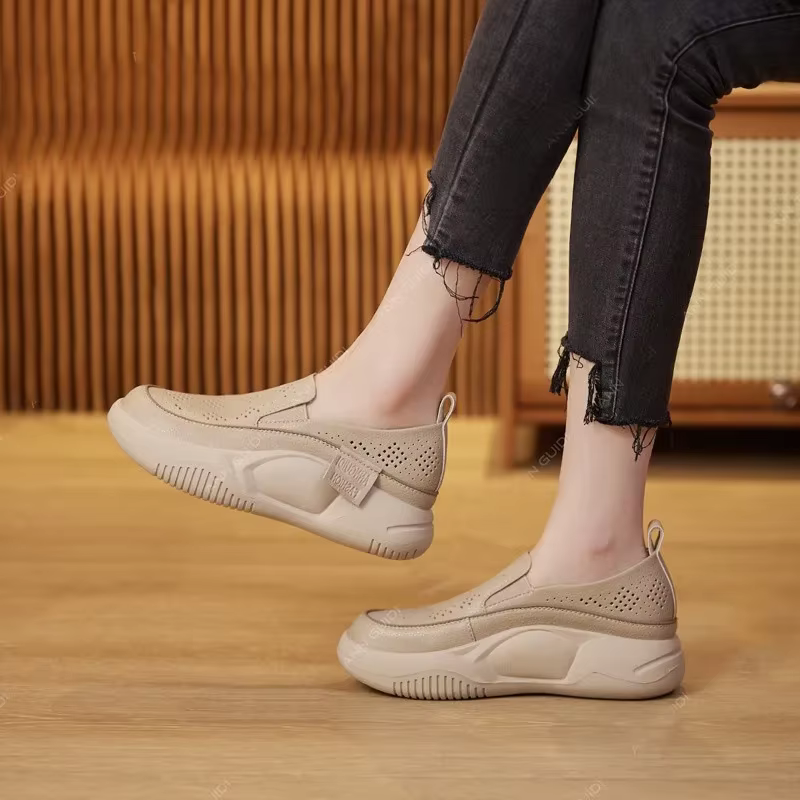 Nouvelles chaussures pour femmes