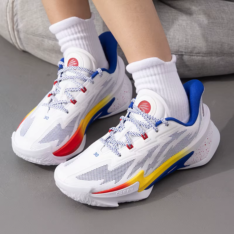 Chaussures de sport Under Armour pour hommes et femmes