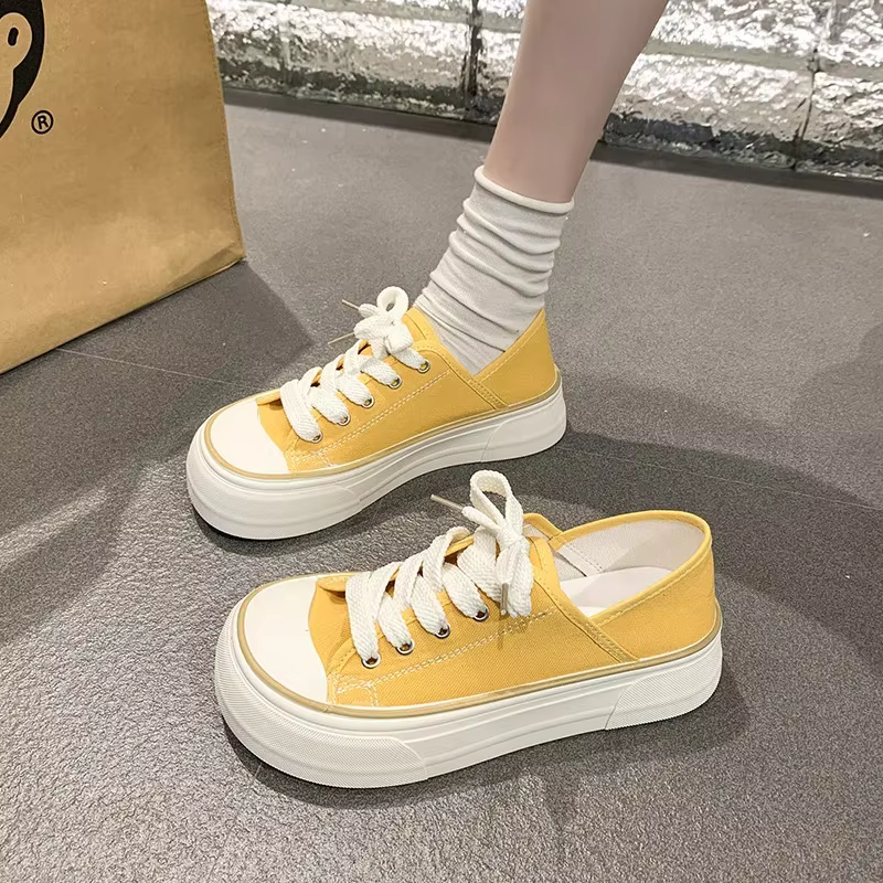 Chaussures en toile à enfiler pour femmes