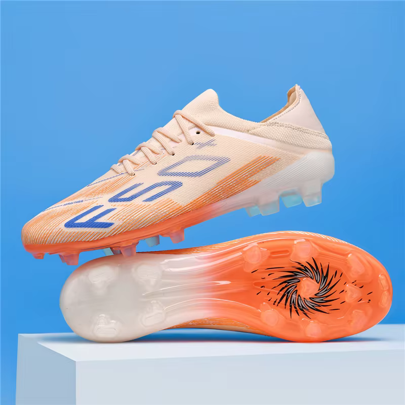 Nouvelles chaussures de football pour hommes