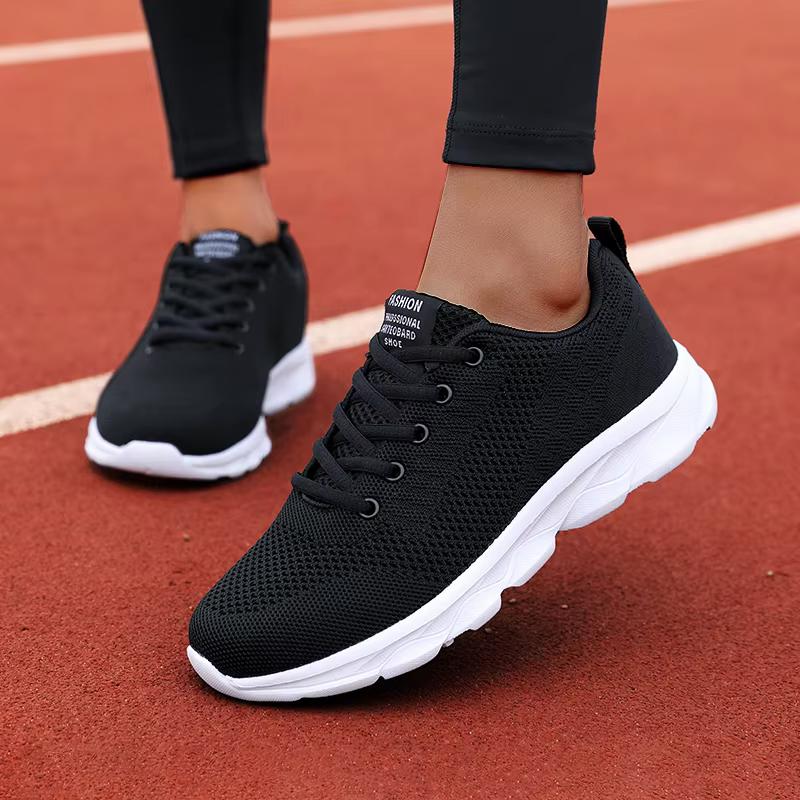 Chaussures de course pour femmes 2025 maille espadrilles décontractées à lacets léger femme marche respirant Sports de