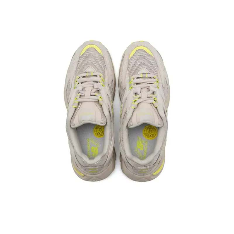 New Balance NB 725 : Chaussures de course décontractées à tige basse avec semelle épaisse