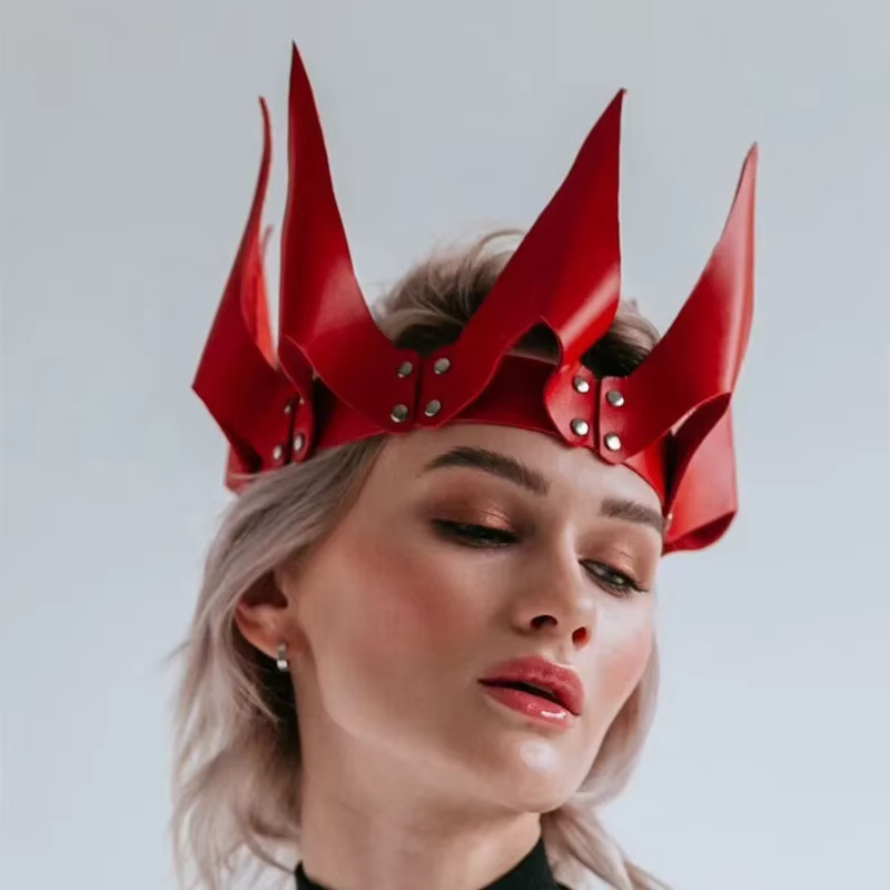 Accessoires de cosplay en cuir PU pour femmes et hommes, couronne rouge, costume de carnaval, décoration du jour de Noël, accessoire SFP, masade Tim Party