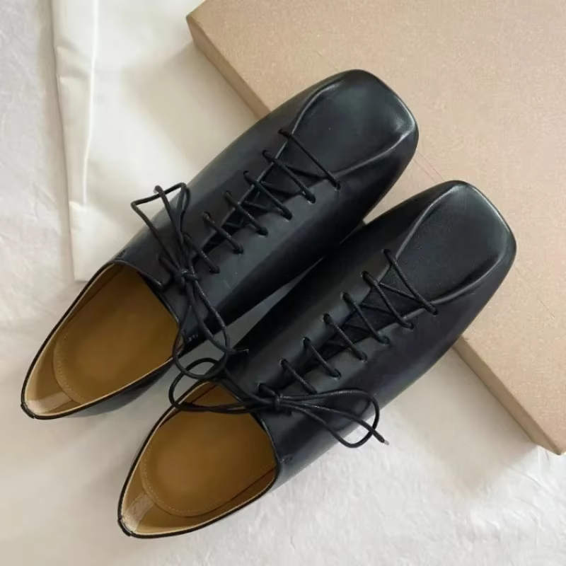 Chaussures plates en cuir souple à lacets croisés plissés style rétro français