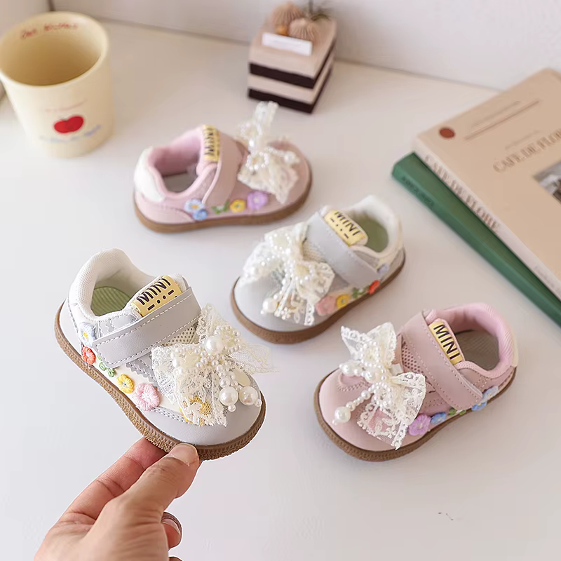 Chaussures de sport pour bébé avec nœud en dentelle