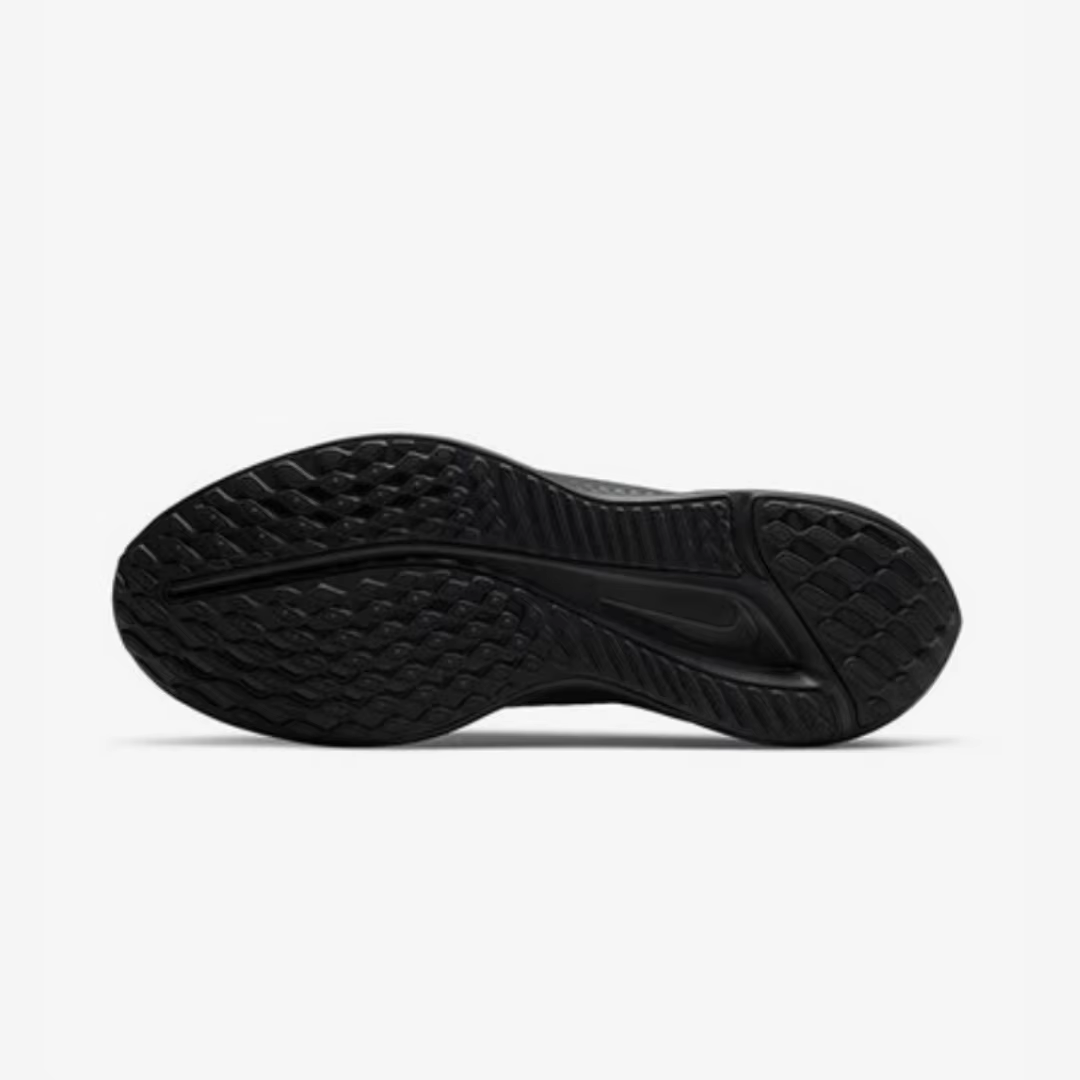 Les nouvelles chaussures pour hommes de Nike Quest 5 sont légères