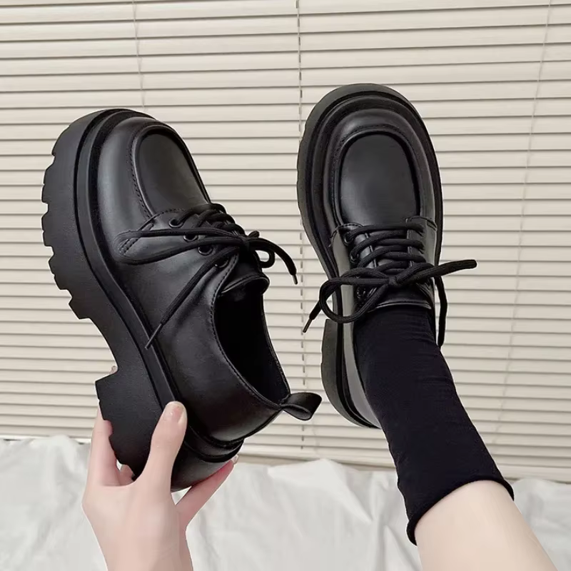Nouvelles Chaussures Plates à Plateforme Noires Printemps 2025 pour Femmes