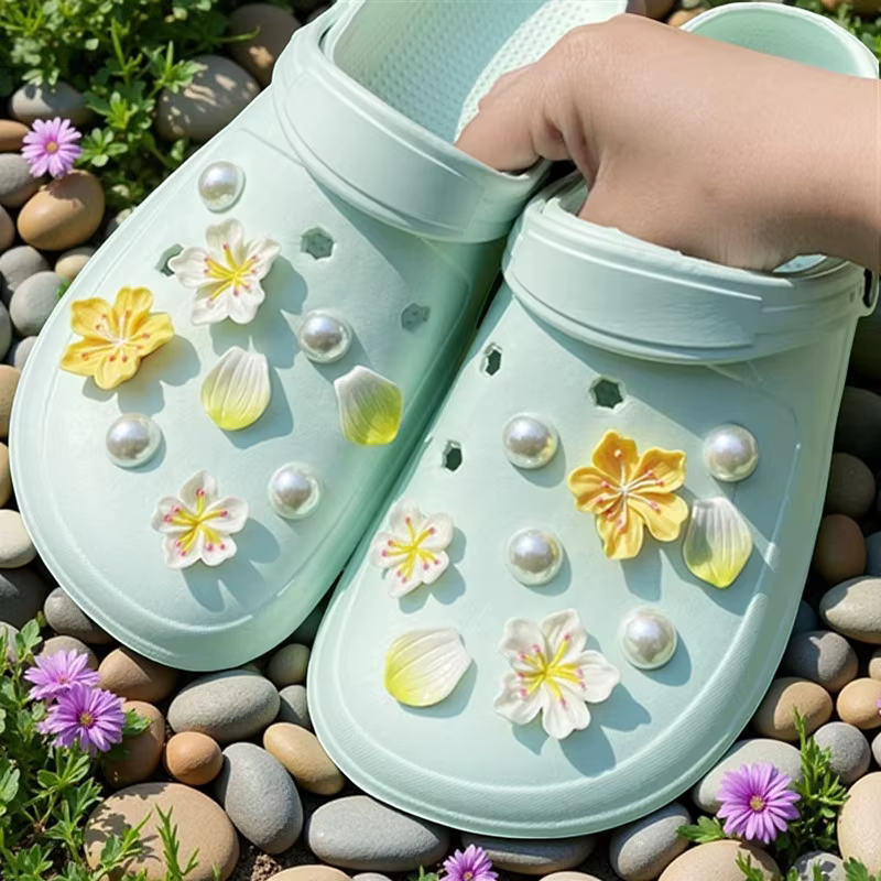 Breloques de chaussures tendance pour sabots à motifs créatifs (branches et fleurs)