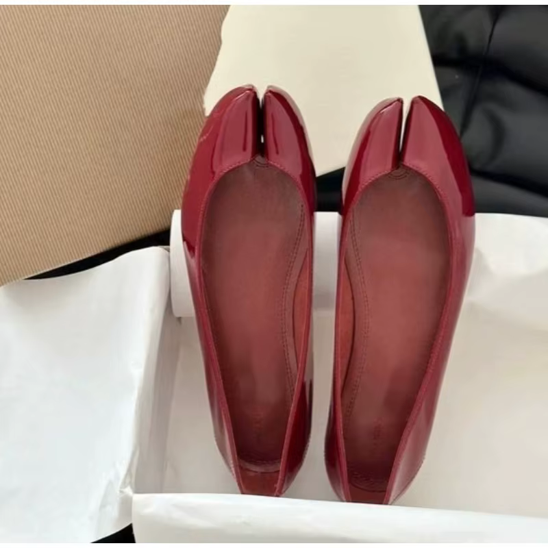 Chaussures simples de styliste