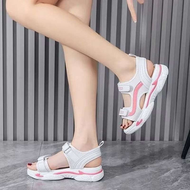 Femme chaussures plate-forme extérieure sandales en cuir pour femmes plage quotidien VIP Chic et élégant en gros confortable été 2025 H chaussure