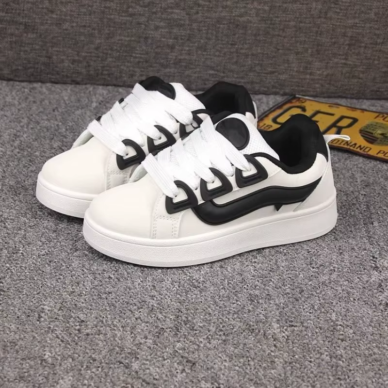 Nouvelles Chaussures Vulcanisées Noires pour Femmes 2025 – Baskets Décontractées à Plateforme Style Vintage Sportif