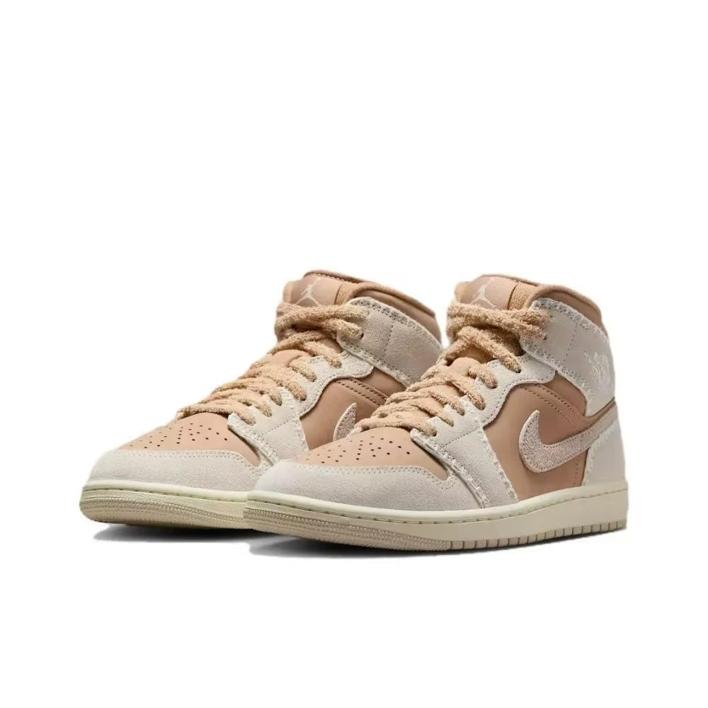 Nike Air Jordan 1 Mid Basketball Chaussure Unisexe - Conception de soutien de la cheville pour l'entraînement
