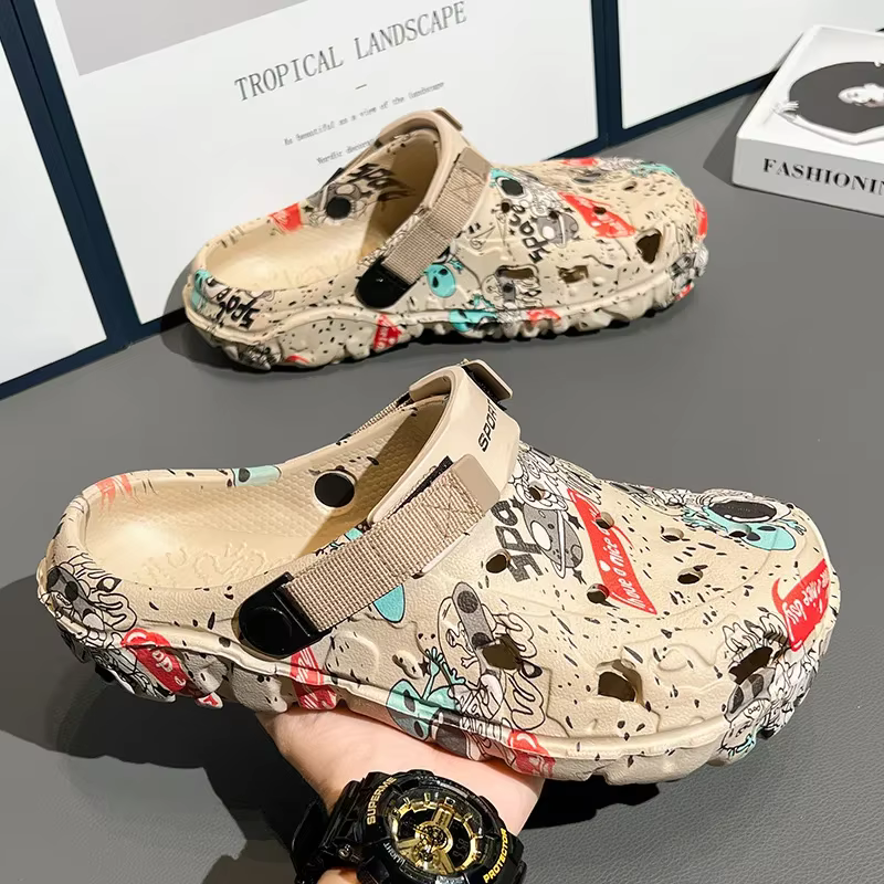 Chaussures pour hommes : Pantoufles