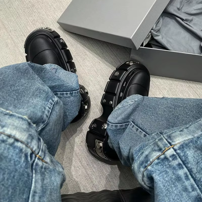 Chaussures à semelle épaisse style streetwear parisien