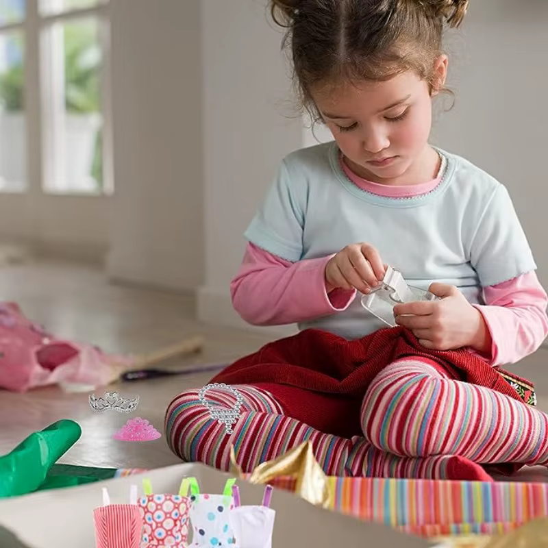 Vêtements et accessoires de poupée aléatoires, 32 pièces, 10 robes à la mode, 22 pièces de chaussures, lunettes, colliers, sac à main pour poupée Barbie
