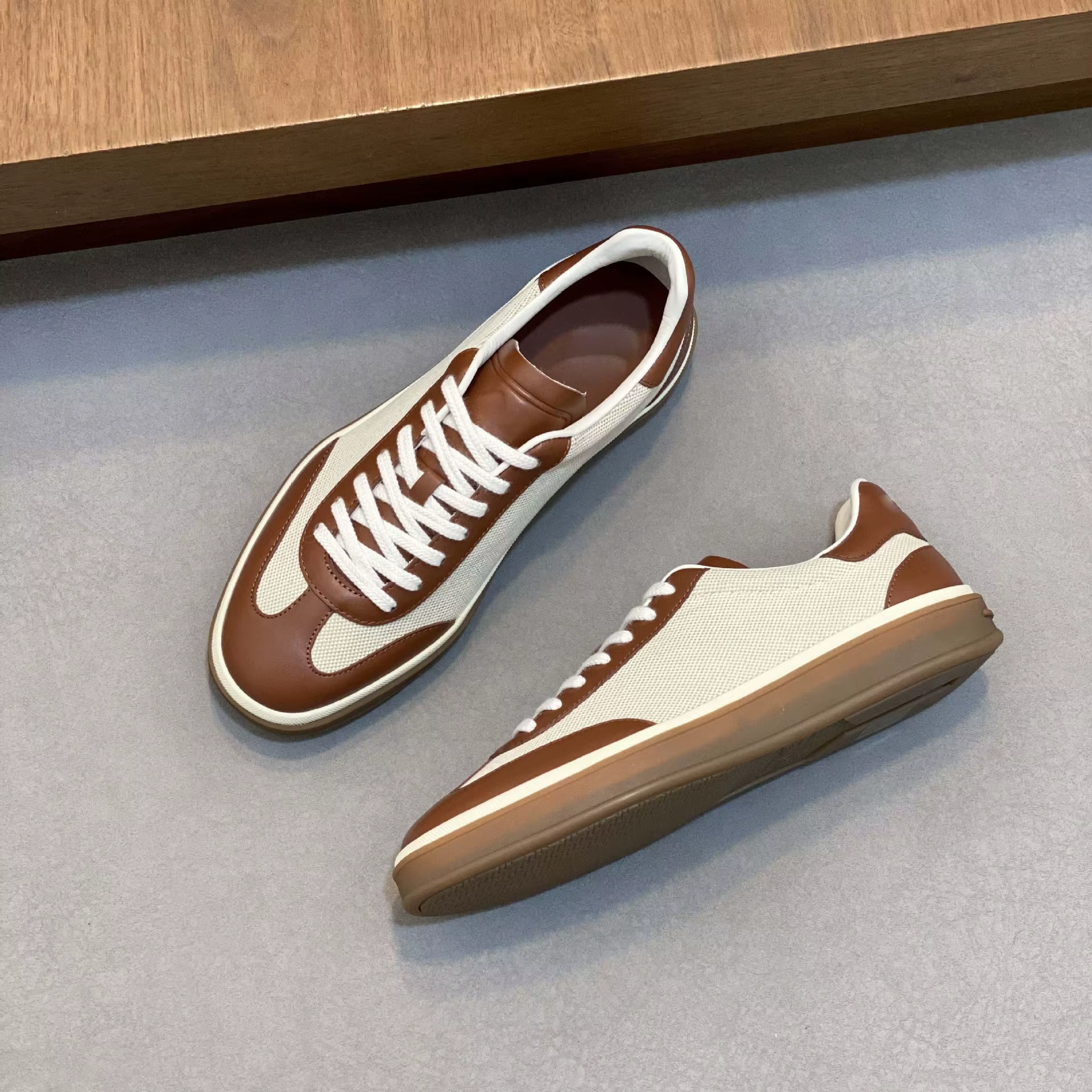 Baskets basses décontractées en cuir respirantes style rétro pour hommes – Chaussures confortables toutes saisons à