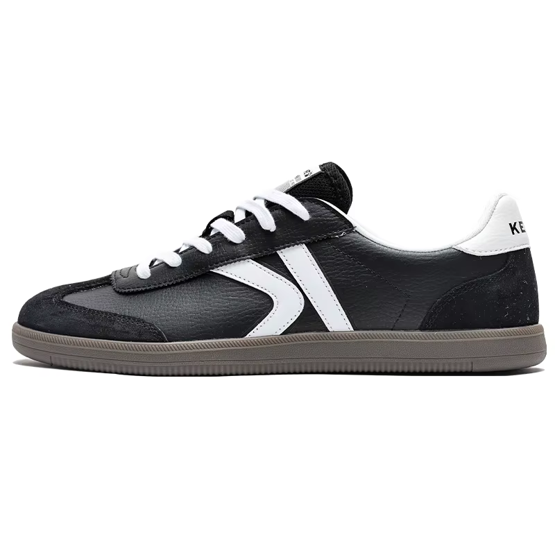 Chaussures d'entraînement allemandes Kelme
