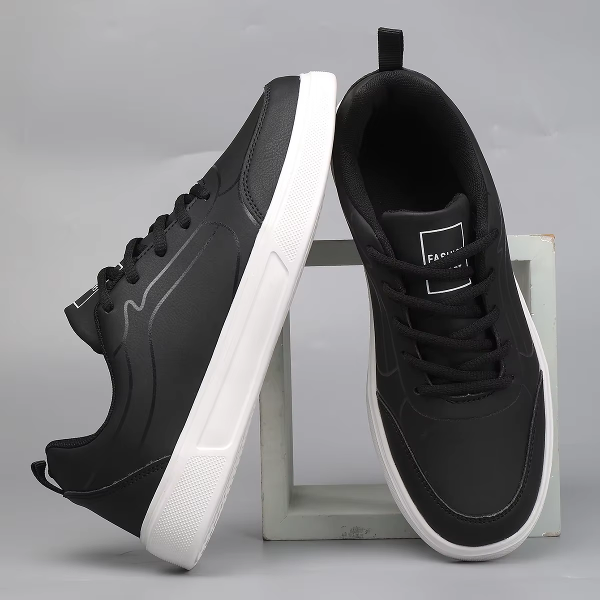 Nouveaux hommes légers baskets hiver
