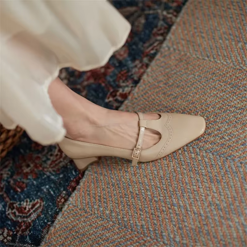 2025 printemps femmes chaussures en cuir verni couleur unie boucle en forme de T bout carré talon épais polyvalent