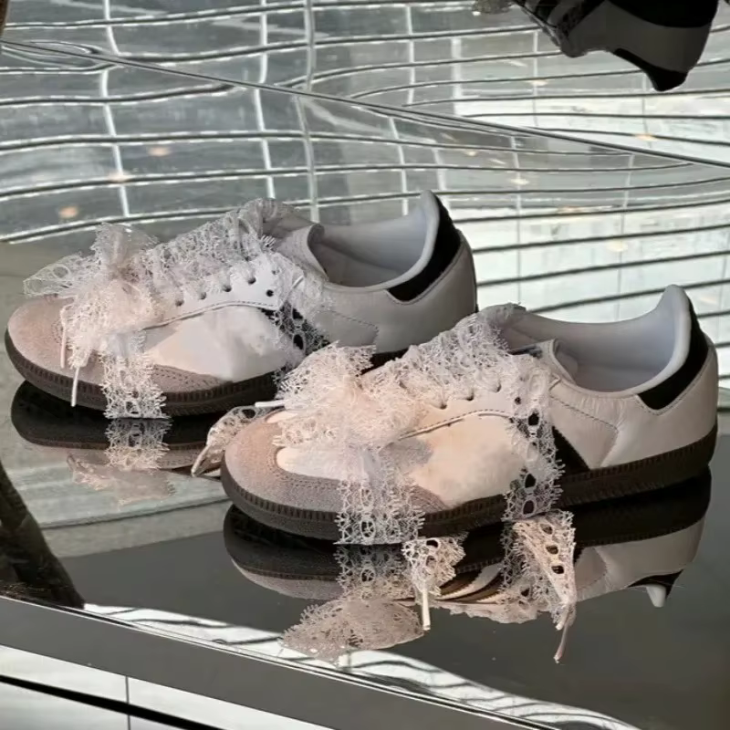 1/4 paires fantaisie dentelle 3CM de large lacets plats baskets femmes chaussures décontractées noir blanc mode
