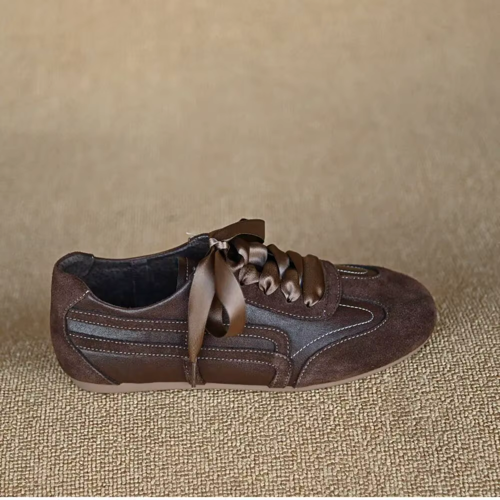 Baskets plates décontractées rétro en daim à lacets pour femmes