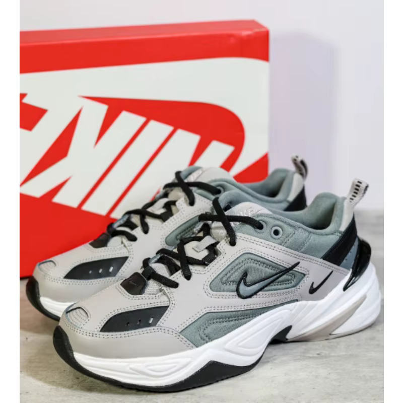 Nike M2K Tekno Gris Noir Baskets basses pour homme