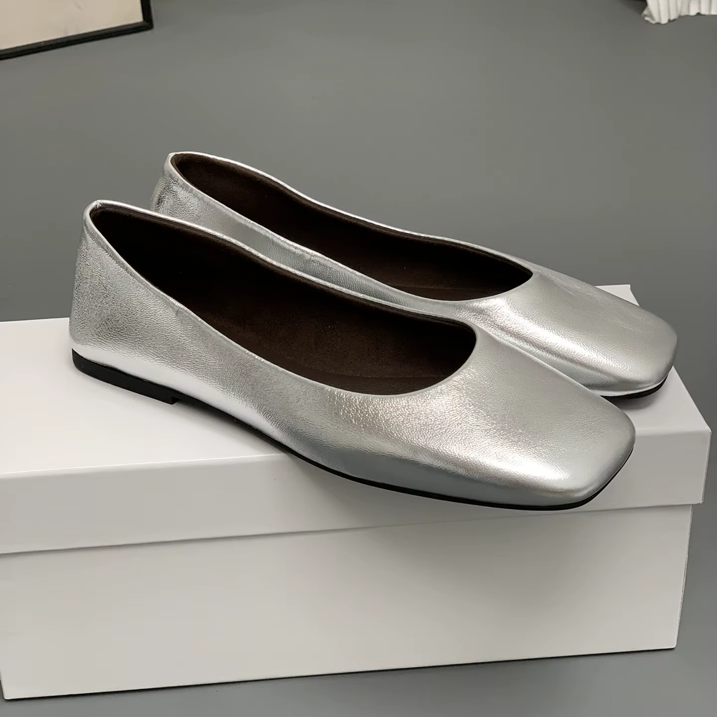 Nouvelles Chaussures XL pour Femmes