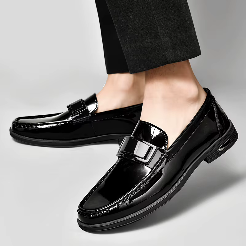 Mocassins en cuir verni pour hommes