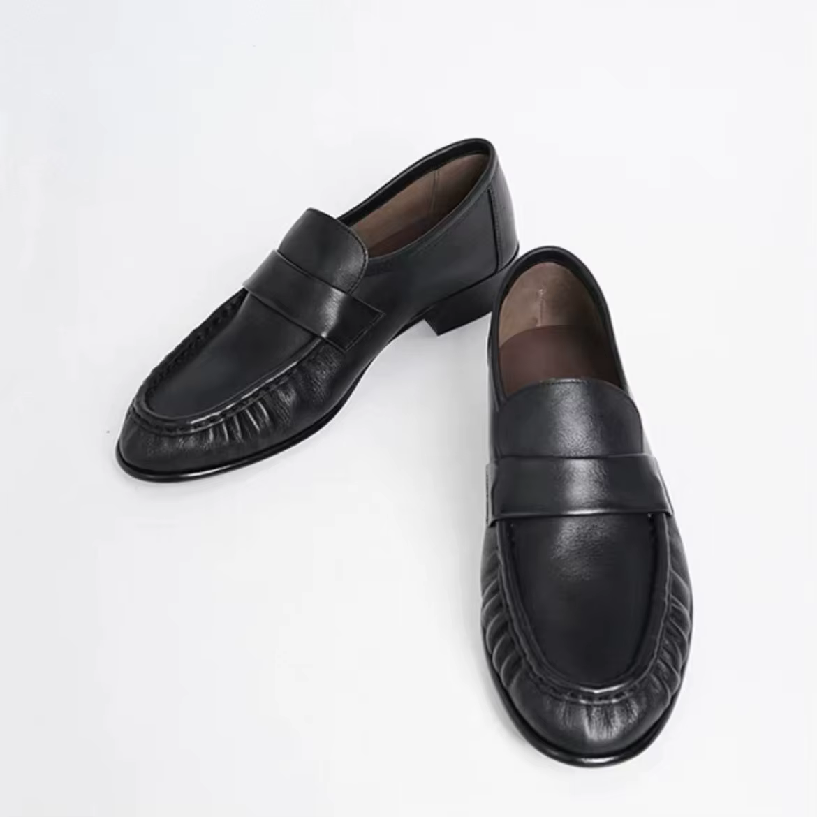 Chaussures plates confortables à motif crocodile pour femmes, nouveau style printemps-automne, chaussures en cuir de style britannique, talon bas, non fatiguantes