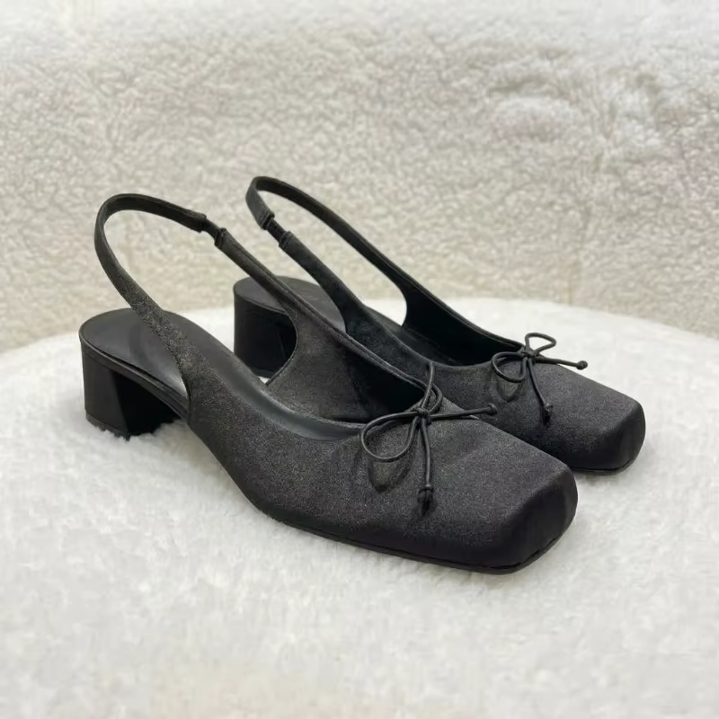 Escarpins slingback élégants en satin avec nœud
