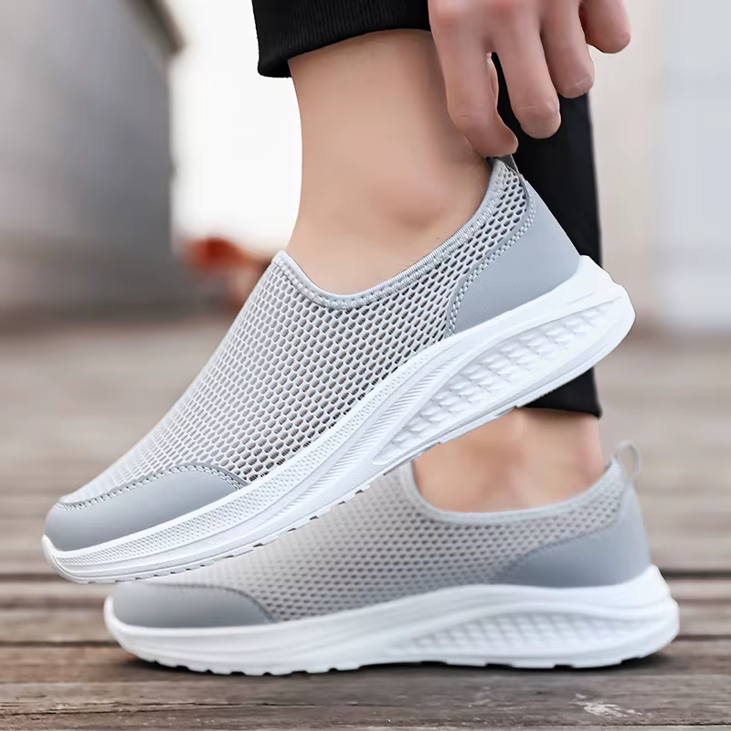 Chaussures de marche en maille respirante pour hommes