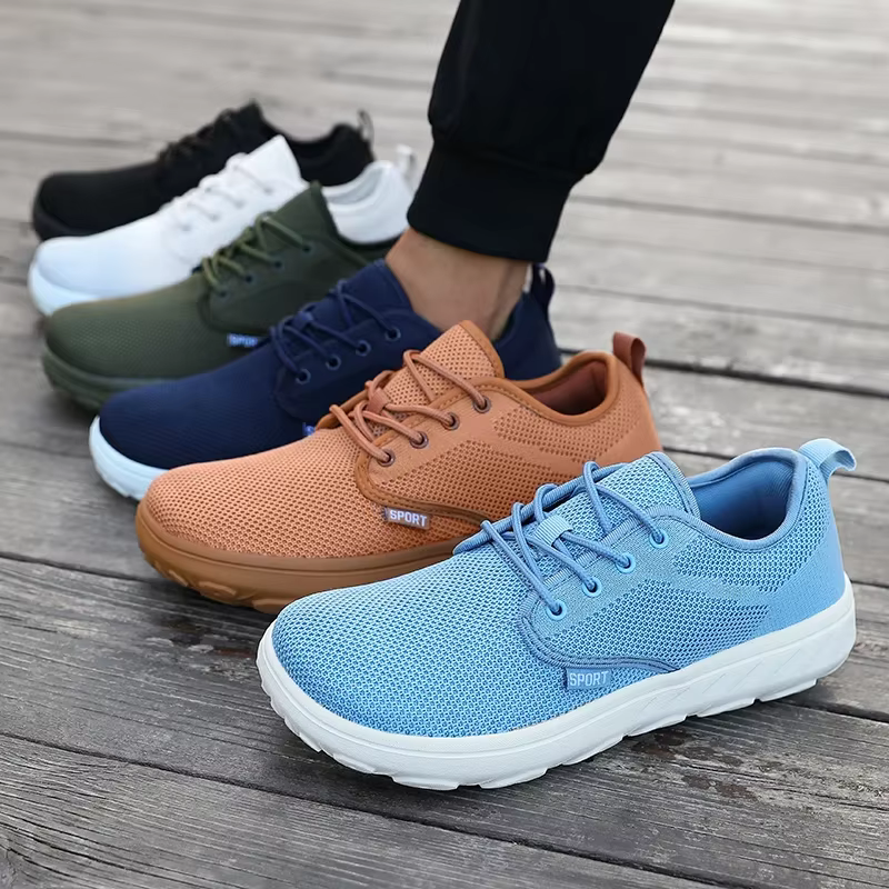 Chaussures à bout large en maille pour hommes