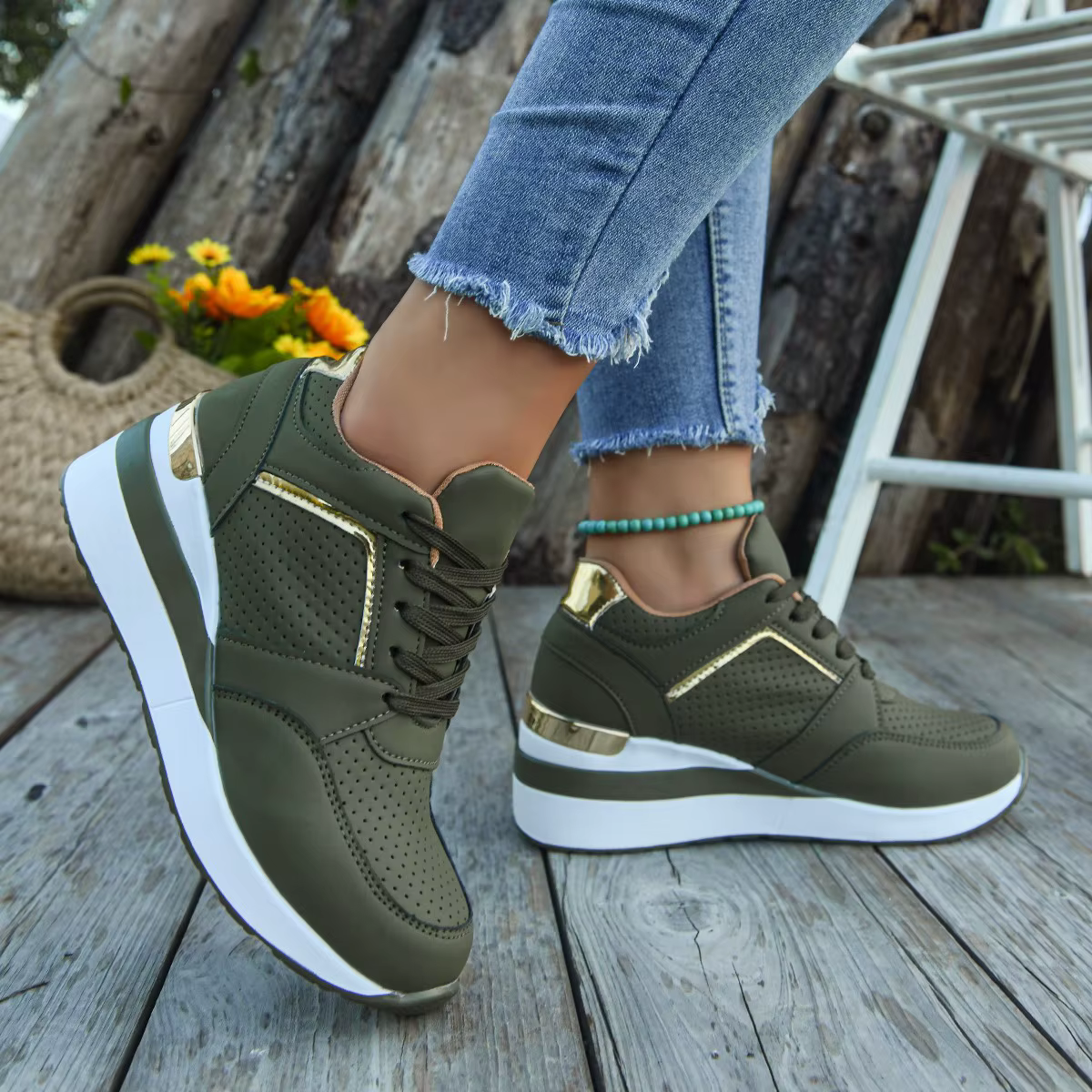Chaussures de sport décontractées pour femmes printemps automne nouveau Style maille à lacets talon incliné fond épais