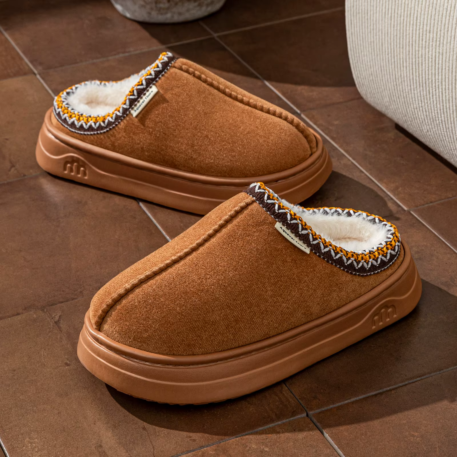 Pantoufles d'hiver pour femmes et hommes