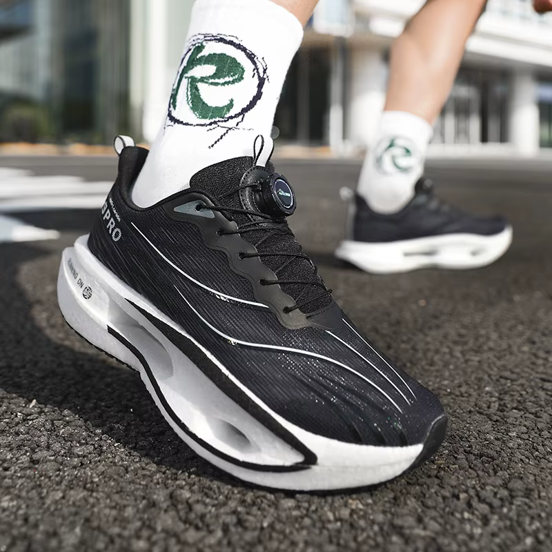 Chaussures de course pour hommes et femmes
