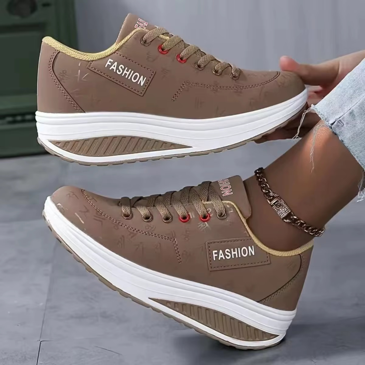 Femmes baskets mode plate-forme secouer chaussures