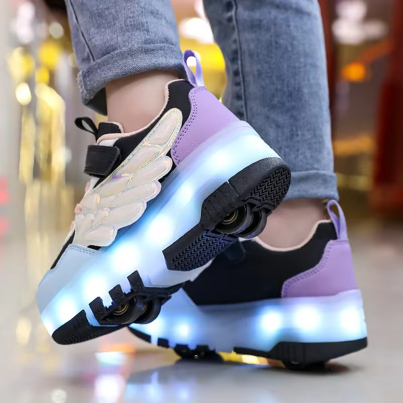Chaussures de marche à quatre roues améliorées