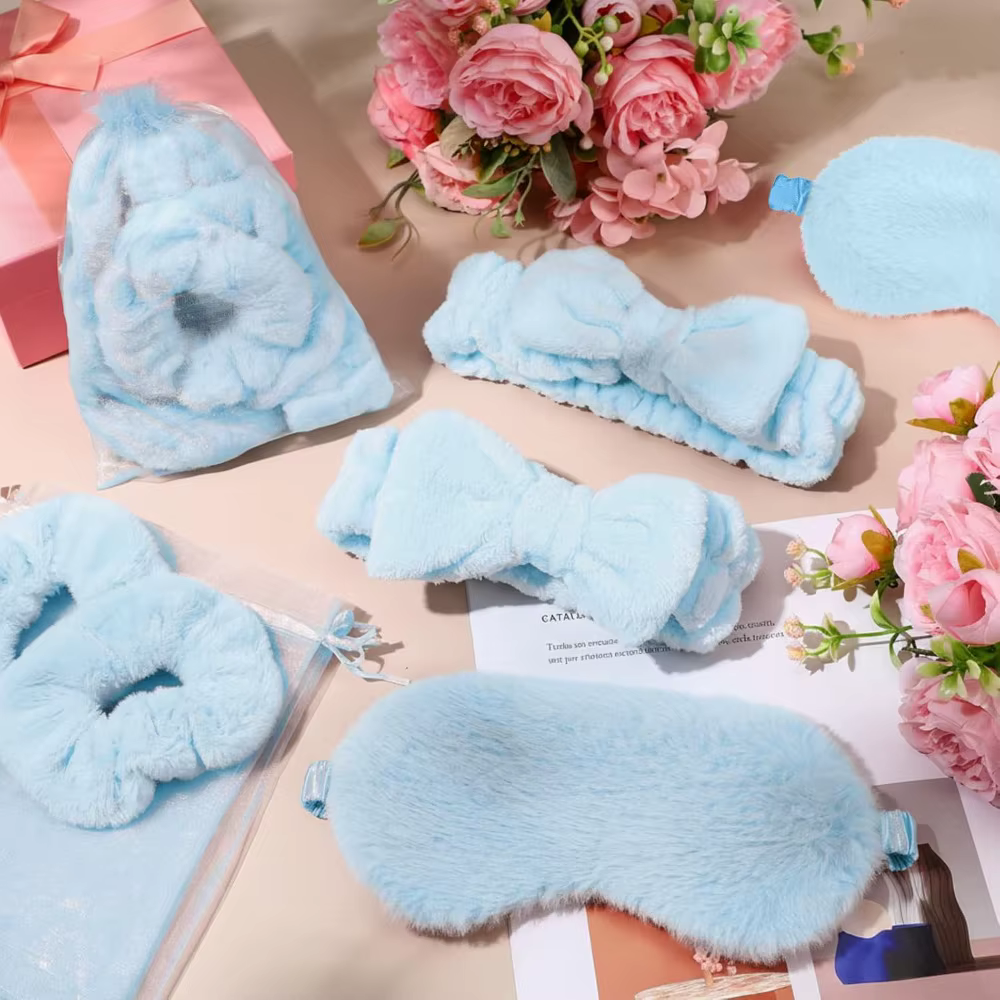 2-15 Ensembles d'accessoires de spa : Bandeau à nœud, Masque pour les yeux, Chouchous en velours, Pochette en organza – Cadeaux pour soirées pyjama, anniversaires et fêtes